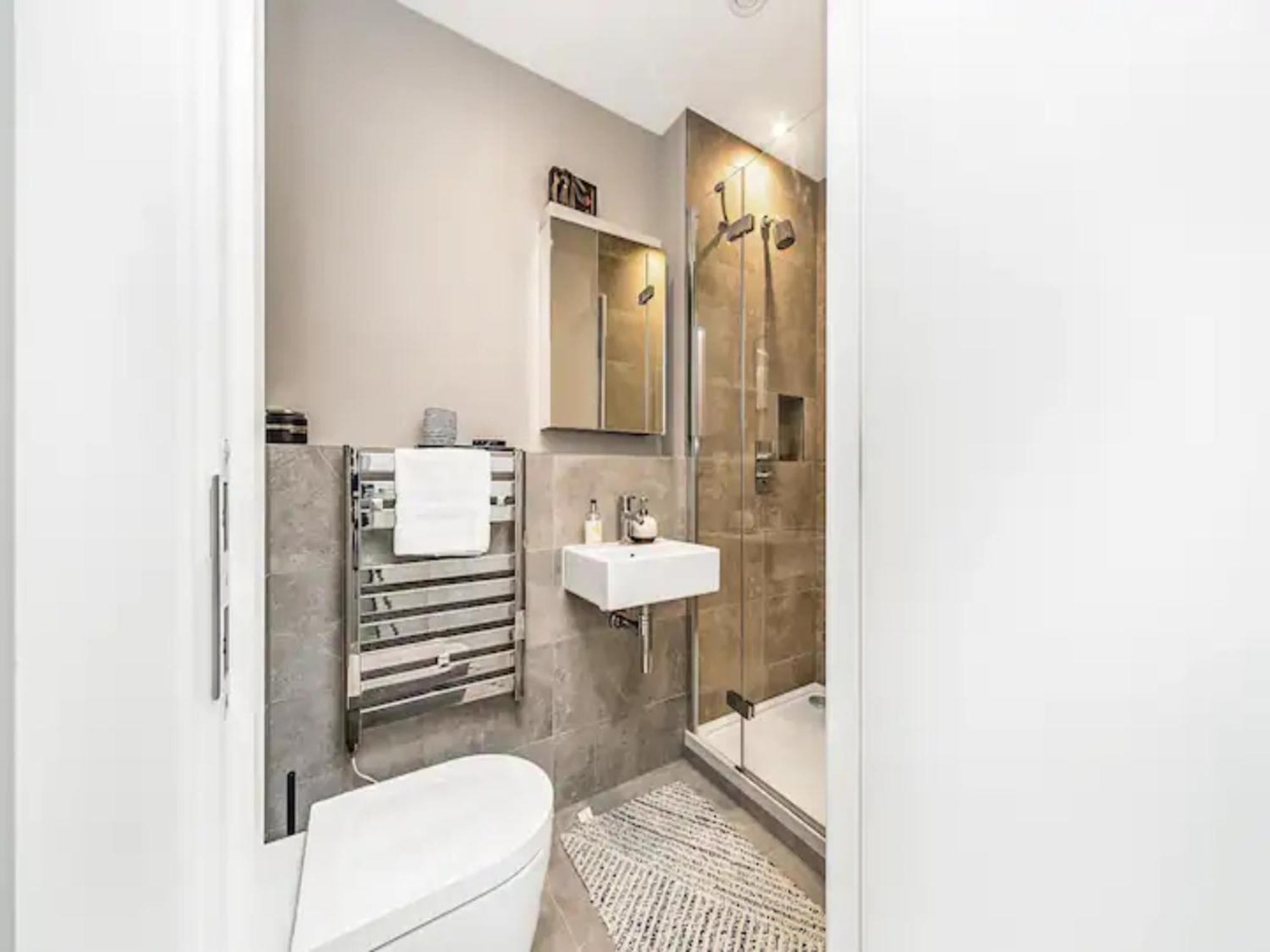 Pass The Keys Penthouse Oasis In Trendy Fulham Appartement Londen Buitenkant foto